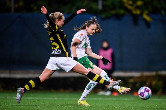 AIKs Olivia Lindstedt och Hammarbys Vilde Hasund