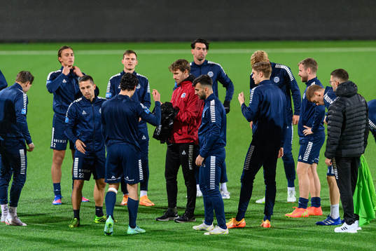 Utsiktens spelare före fotbollsmatchen i Superettan mellan