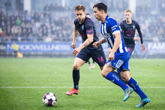 Malmö FFs Felix Beijmo och IFK Göteborgs Hussein Carneil