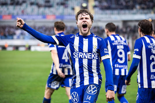 IFK Göteborgs Gustaf Norlin jublar