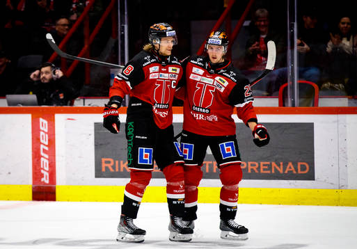 Örebros Rodrigo Abols jublar vid 1-1