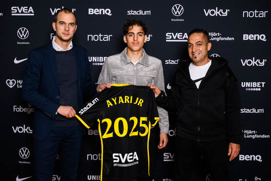 s sportchef Henrik Jurelius, Taha Ayari och Azzouz Ayari
