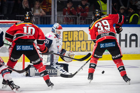 Linköpings målvakt Jesper Myrenberg och Luleås Pontus