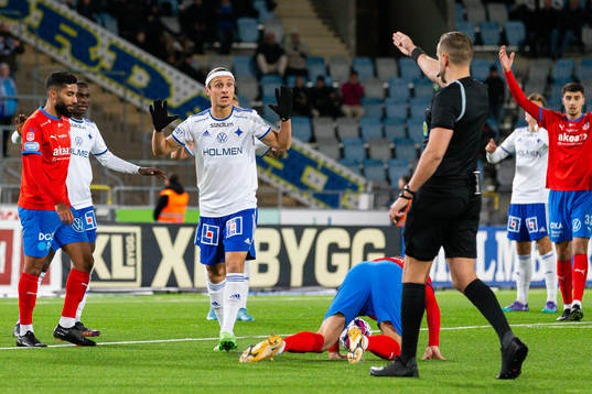 IFK Norrköpings Jonathan Levi reagerar på domslut