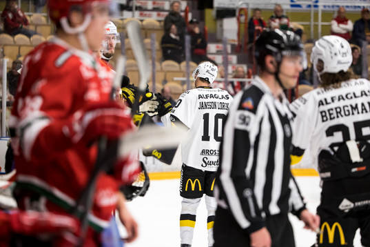 Västeråss Jimmie Jansson jubel