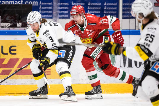 Västeråss Mikael Frycklund och Moras Fabian Ilestedt