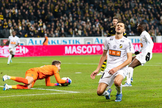 Häckens Alexander Jeremejeff deppar