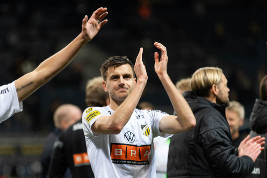 Häckens Alexander Jeremejeff  jublar