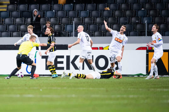 Häckens Johan Hammar och Samuel Gustafson reagerar på