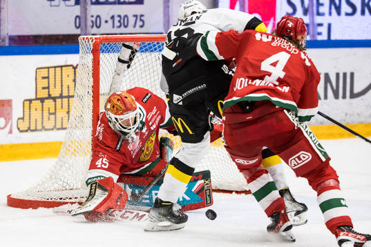 Moras målvakt Andreas Ljunggren och Västeråss Marcus