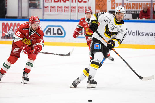 Moras Albin Grewe och Västeråss Mikael Frycklund