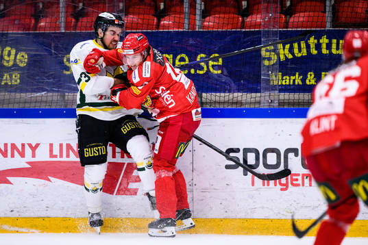Östersunds Albin Runesson och Almtunas Oliver Kandergård