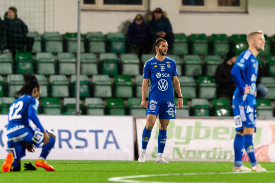 GIF Sundsvalls Ronaldo Damus , Forrest Lasso och Erik