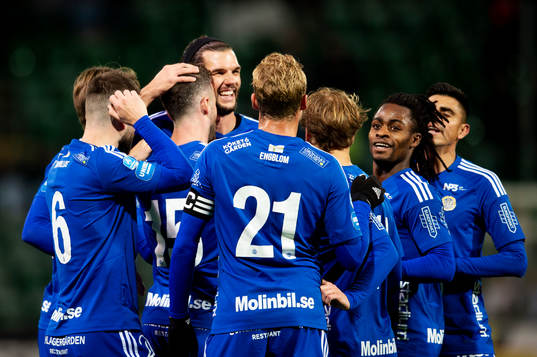 GIF Sundsvalls Forrest Lasso och Ronaldo Damus jublar