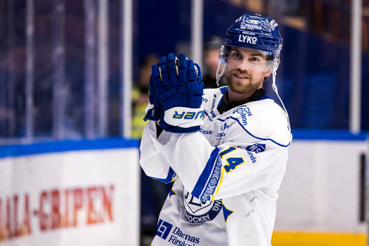 Leksands Oskar Lang jubel och utsedd till matchens krigare