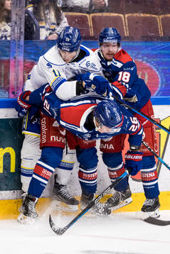 Oskarshamns Lukas Pilö och Leksands Martin Karlsson och