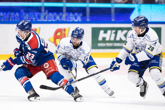 Oskarshamns Blaine Byron och Leksands Oskar Lang och Justin