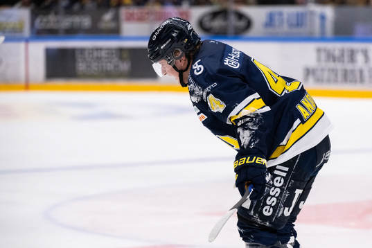 HV71s Emil Andrae har ont