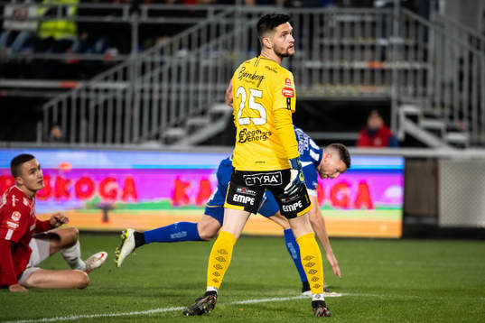 Degerfors målvakt Jeffrey Gal deppar