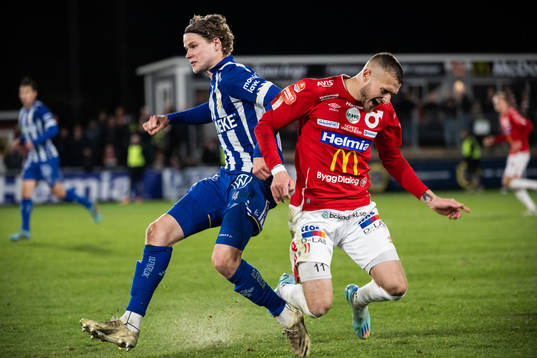 IFK Göteborgs Gustaf Norlin och Degerfors Christos Gravius