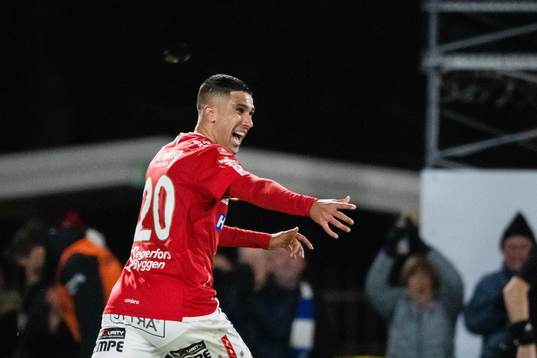 Degerfors Elyas Bouzaiene jublar