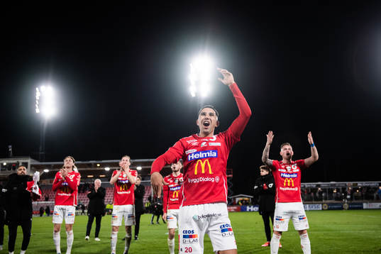 Degerfors Elyas Bouzaiene jublar