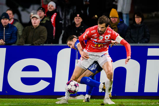 IFK Göteborgs Eman Markovic och Degerfors Sebastian Ohlsson