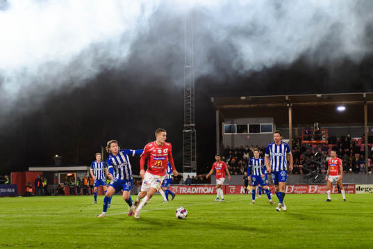 IFK Göteborgs Simon Thern och Degerfors Gustaf Lagerbielke