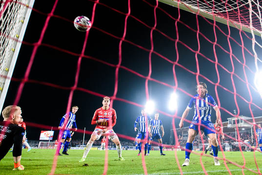 IFK Göteborgs målvakt Pontus Dahlberg, Degerfors Diego
