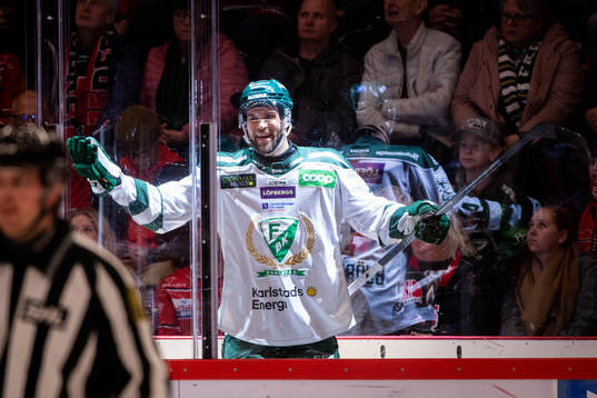Färjestads Henrik Björklund i utvisningsbåset