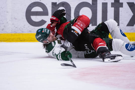 Färjestads Linus Johansson och Örebros Linus Öberg