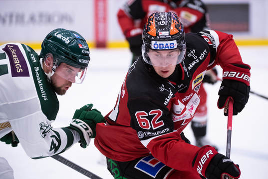 Färjestads Henrik Björklund och Örebros Robert Leino