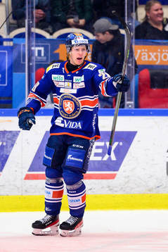 Växjös Hugo Gustafsson jublar