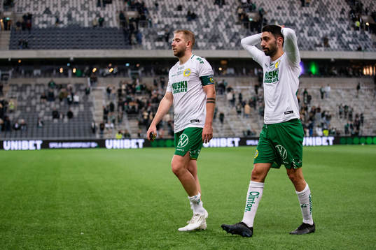 Hammarbys Darijan Bojanic och Nahir Besara deppar