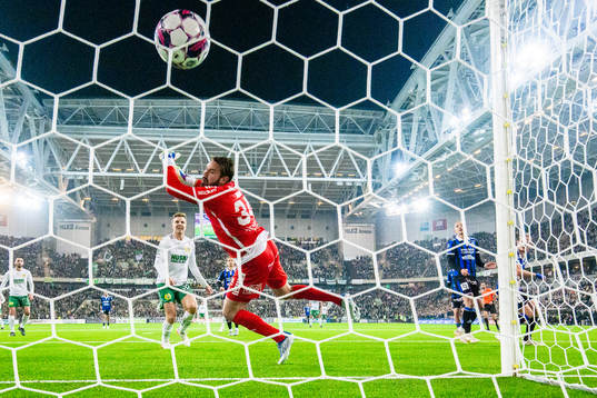 Hammarbys Joel Nilsson jublar