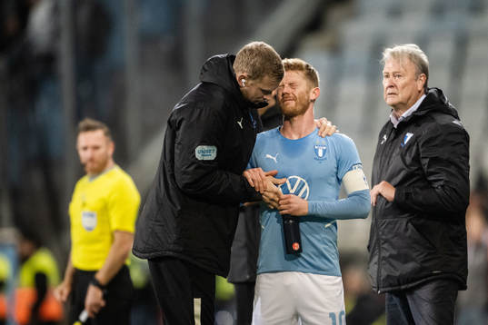 Malmö FFs Anders Christiansen har ont