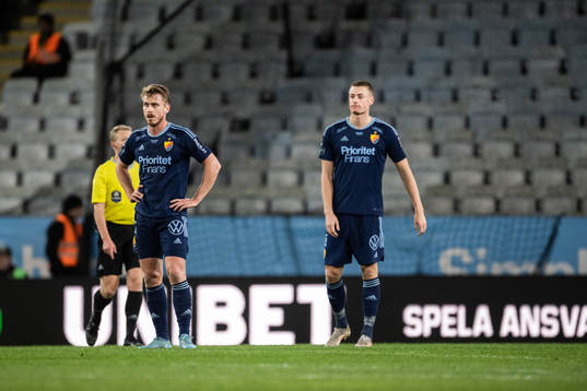 Djurgårdens Rasmus Schuller och Jesper Löfgren deppar