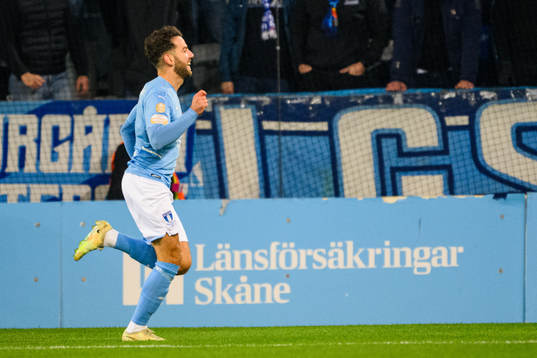 221020 Malmö FFs Erdal Rakip jublar