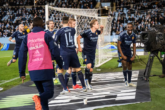 Djurgårdens Kalle Holmberg, Hampus Finndell och Joel Asoro