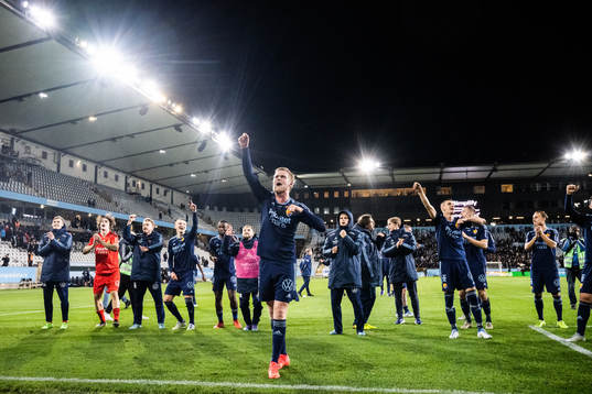 Djurgårdens Kalle Holmberg  jublar