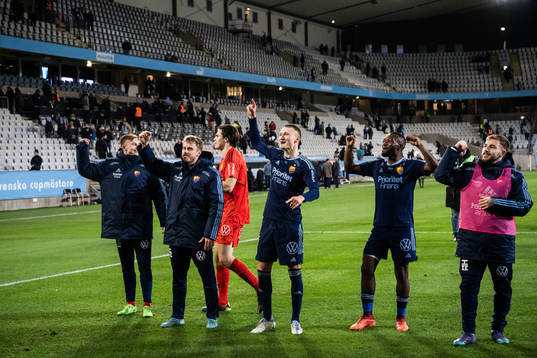 Djurgårdens spelare jublar