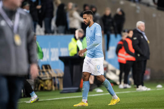 Malmö FFs Isaac Kiese Thelin deppar