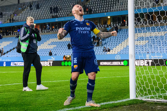 Djurgårdens Magnus Eriksson jublar