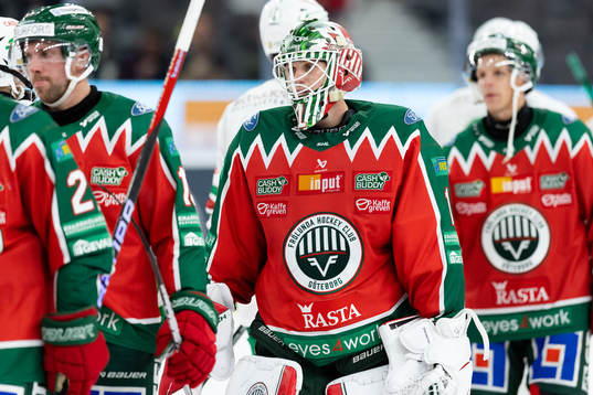 Frölundas målvakt Lars Johansson deppar