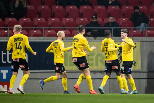Mjällbys Jacob Bergström jublar