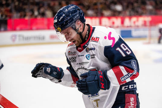 Linköpings Patrick Russell har ont