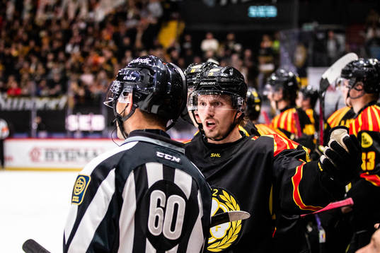 Brynäs Johannes Kinnvall reagerar
