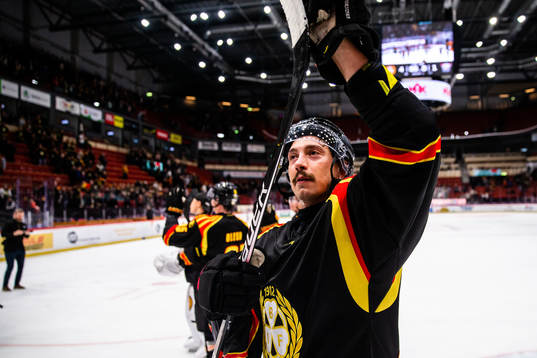 Brynäs Hannes Björninen jublar