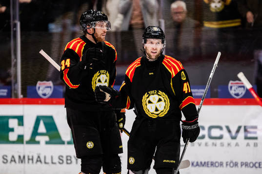Brynäs Greg Scott jublar
