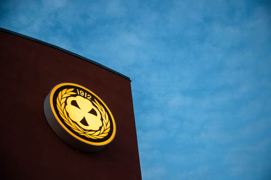 Brynäs logga på Monitor ERP Arena